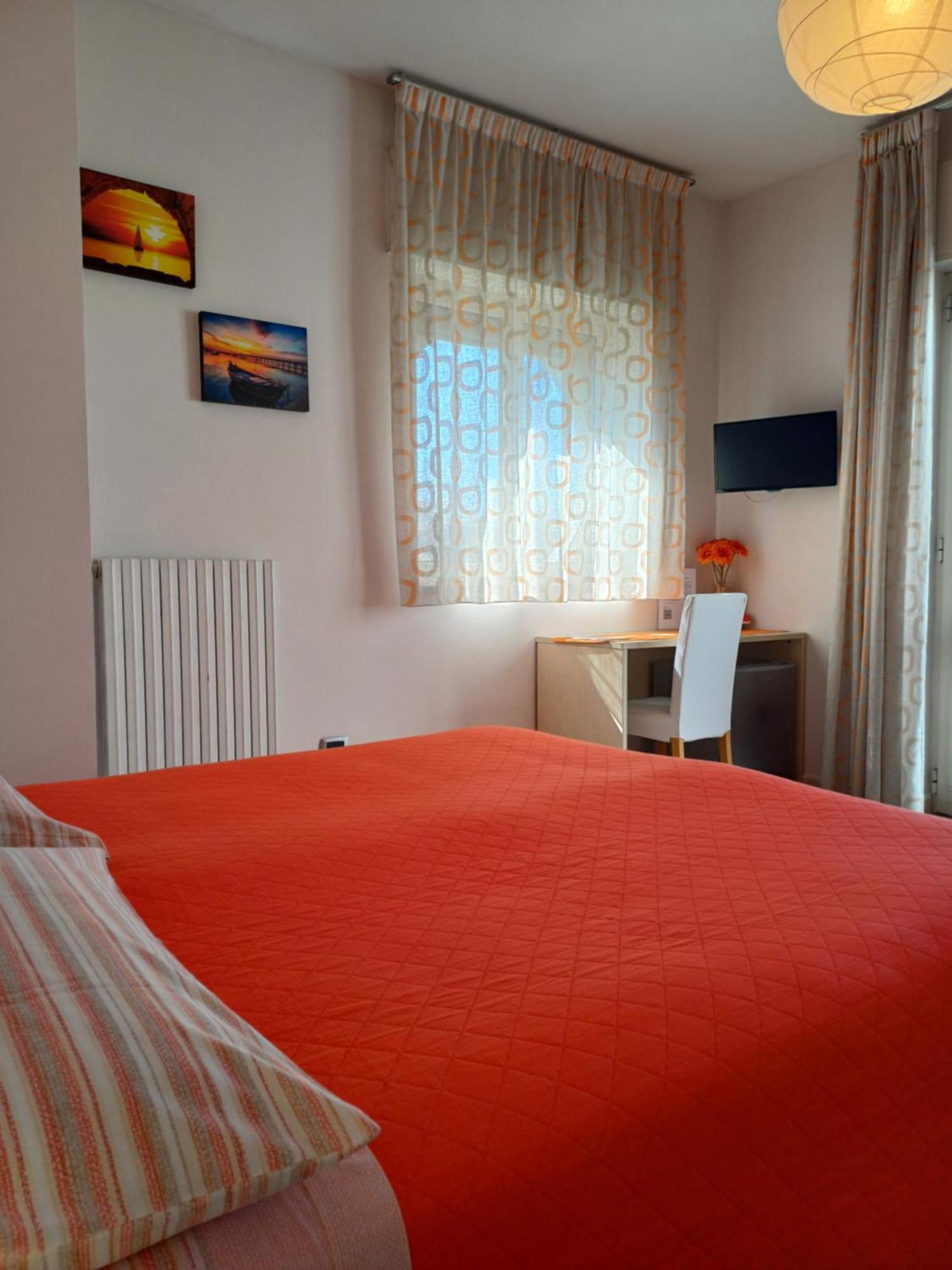 Zefiro B&B Pompei Bagian luar foto